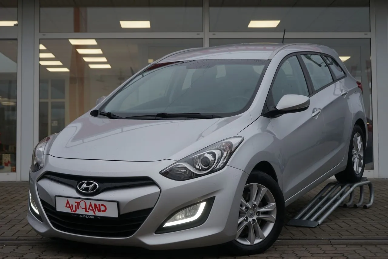 Hyundai i30cw 1.6 GDI FIFA World Cup...  Image 1