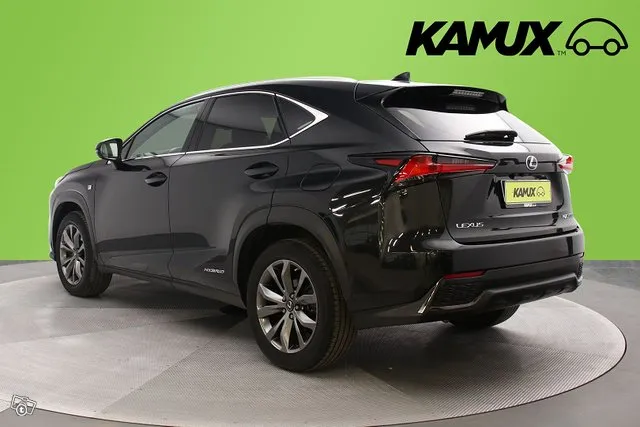 Lexus NX 300h AWD F Sport / Vakionopeudensäädin / Vähän ajettu / Nahkaverhoilu / Navigointi / Image 5